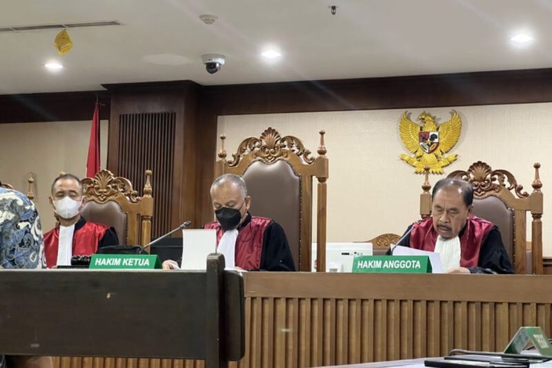 Hakim nyatakan korupsi timah terbukti rugikan negara Rp300 triliun – ANTARA News